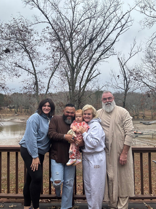 Thanksgiving on the Road: A Season of Family, Food, and Finding What Matters Most